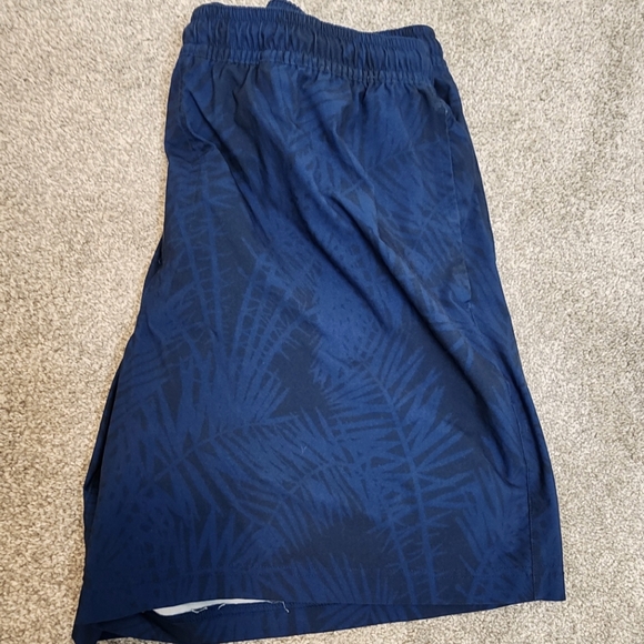 Chubbies Mens sport short blue palms with neon yellow spandex size XXL - Picture 2 of 9